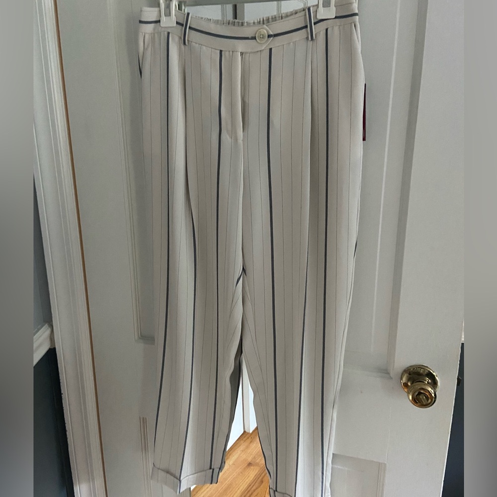 Vince Camuto Ethereal Dawn Crop Trousers